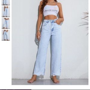 Wide-leg cropped denim. XS/2